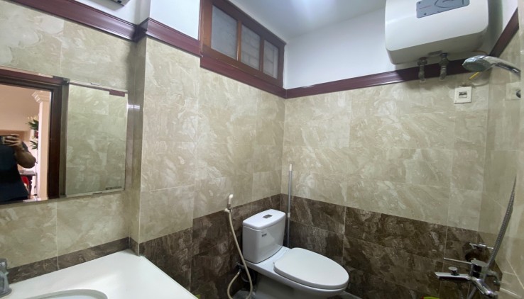 CHO THUÊ NHÀ NGUYÊN CĂN RIÊNG BIỆT CHÙA BỘC Diện tích 64m2 x 2 tầng, 3 ngủ, 16 triệu.